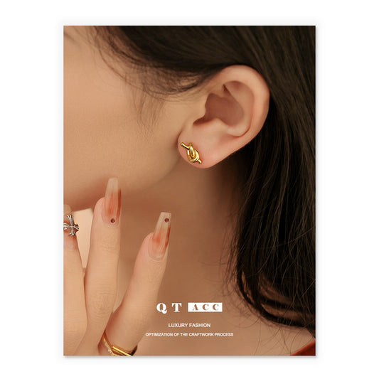 European and American simple design knotted twisted flower small stud earrings niche exquisite retro high-end silver needle earrings women