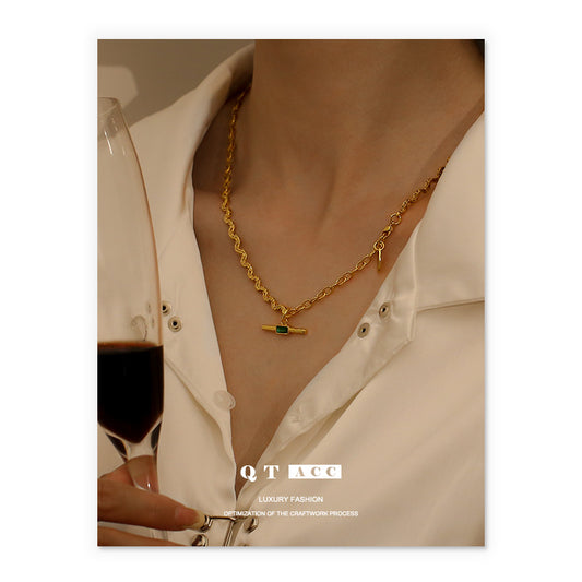 Brass plated with 18K real gold, Korean niche retro style curved chain design emerald zircon necklace female autumn and winter