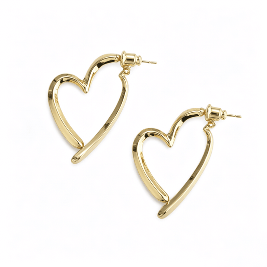 Side perspective of the individual white gold plated twisted heart charm, ideal for a dimensional ear stack.