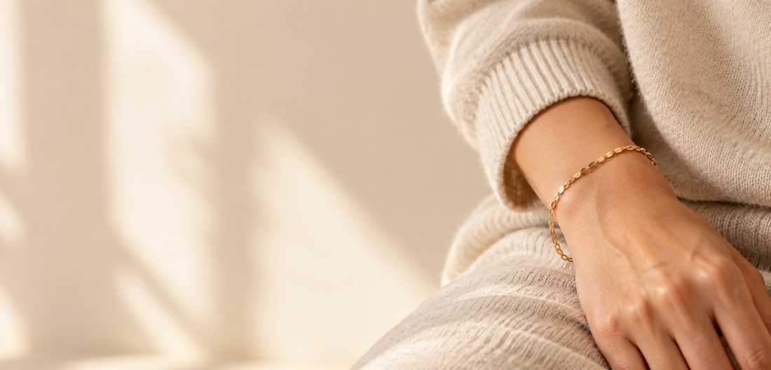 How Should a Bracelet Fit? A Simple Guide to Bracelet Sizing