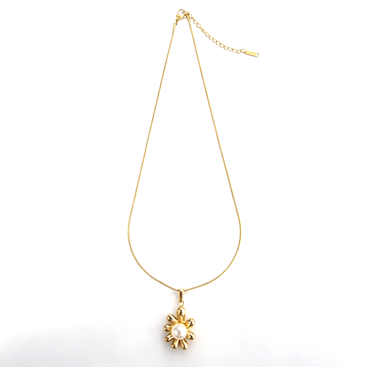 Full view of an 18k gold-plated titanium steel snake chain necklace with a flower pearl pendant.