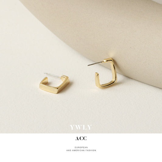 European and American three-dimensional square stud earrings, simple rectangular ins cold wind creative design fashion earrings earrings earrings women