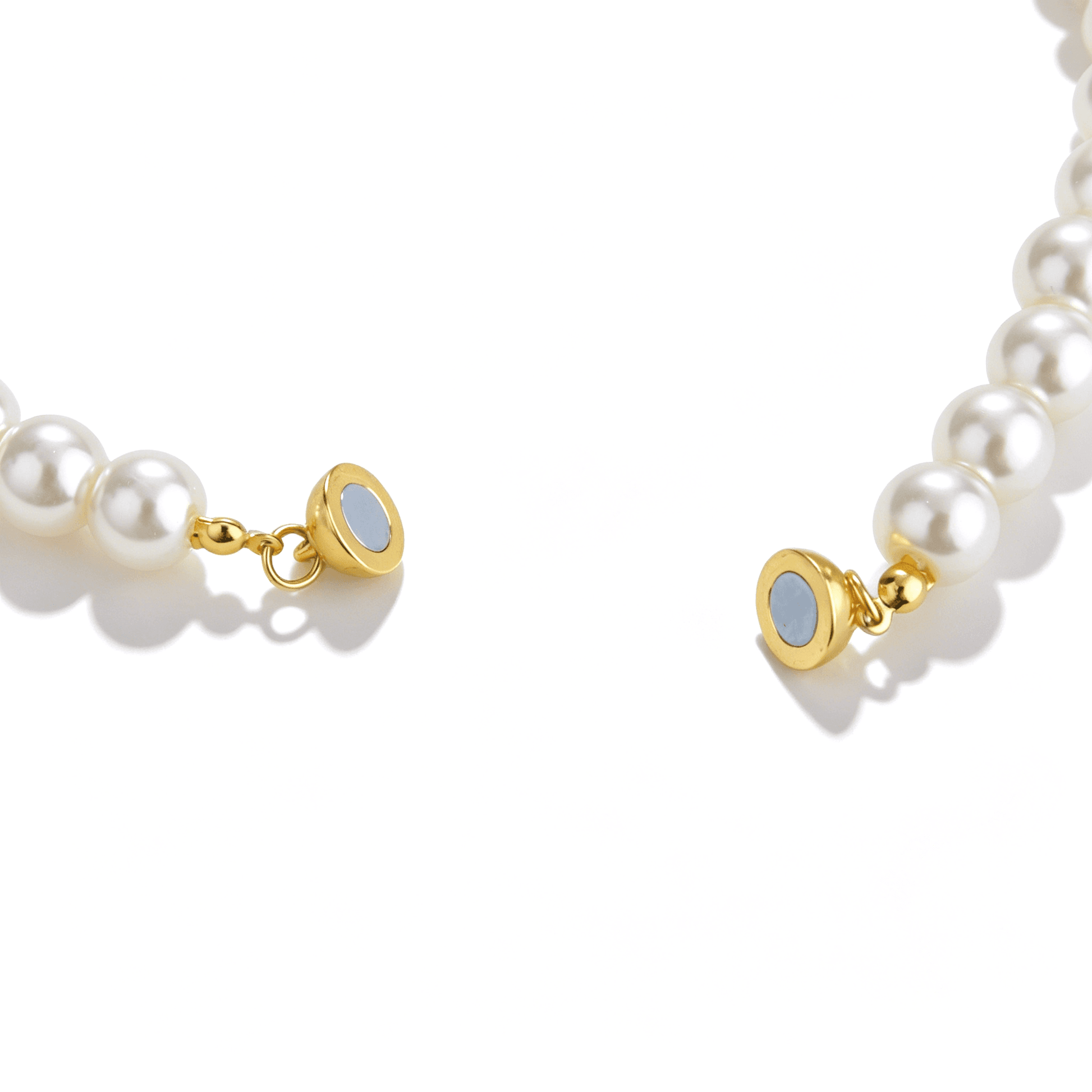 Ever P. butterfly pearl necklace featuring a dainty pearl choker design and a 10mm large pearl pendant.
