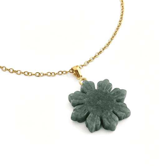 Detailed close-up showing the organic texture of the jadeite stone and the premium 925 silver clasp structure.