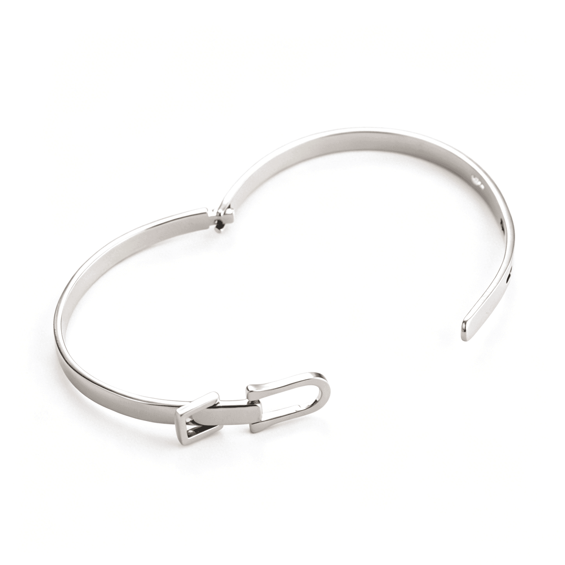 High-definition detail of the textured metal finish on the 18K gold plated bracelet.