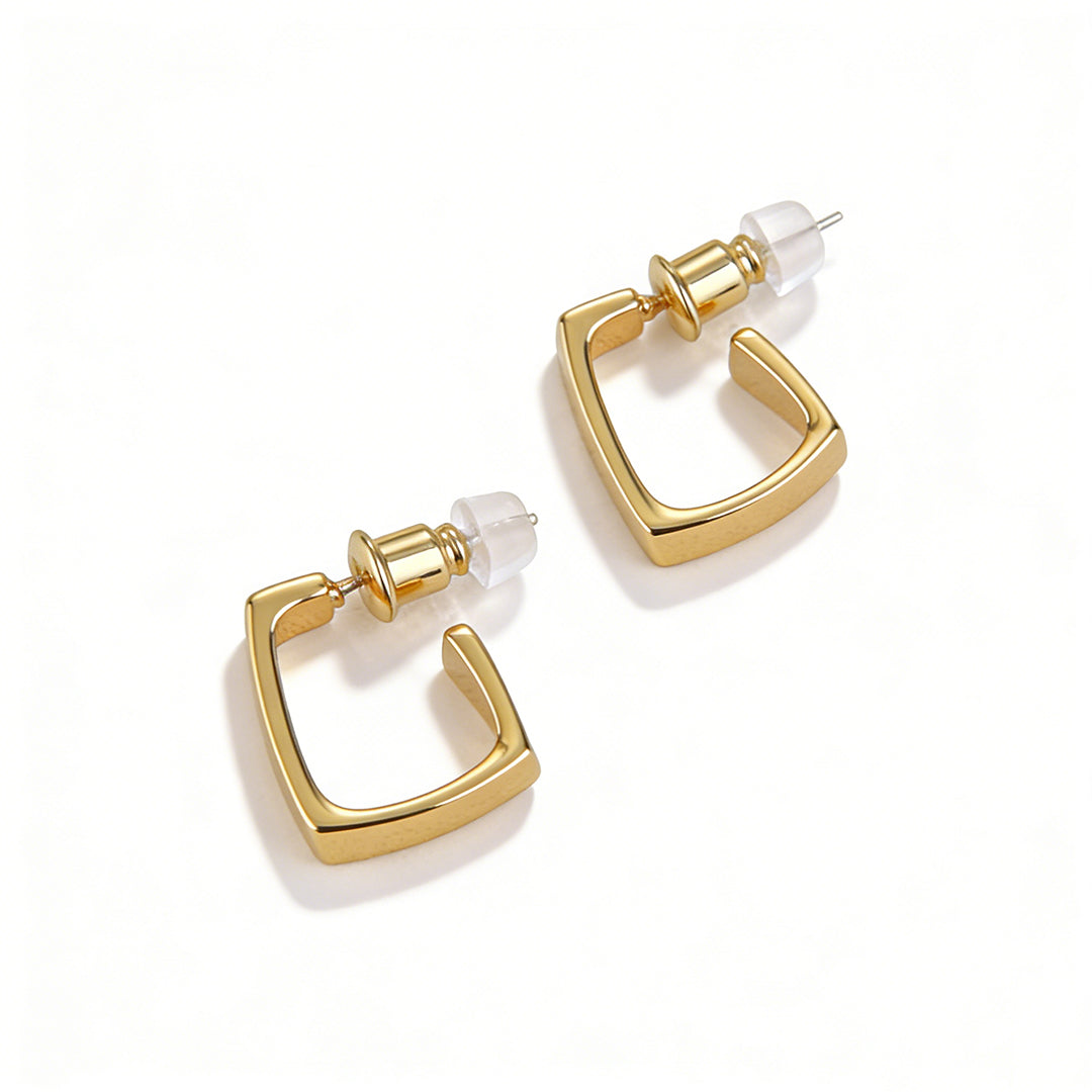 Unique geometric gold square earrings for women, 1.5cm 3D sculptural stud earrings.