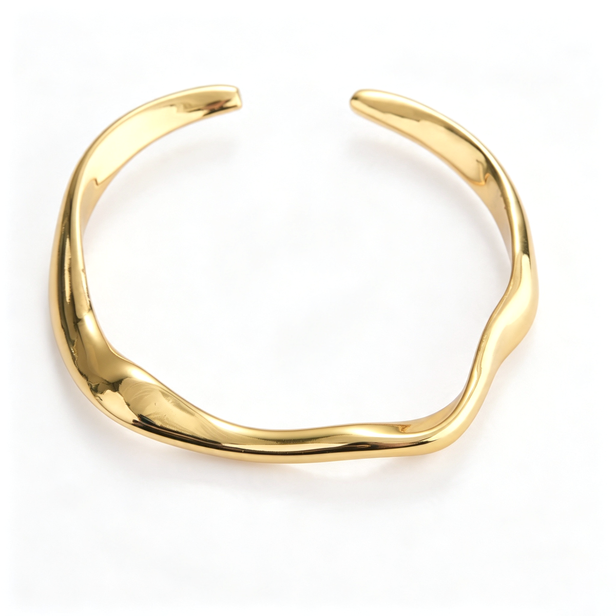 Close-up of the open ends and flowing curved profile of the cuff bracelet