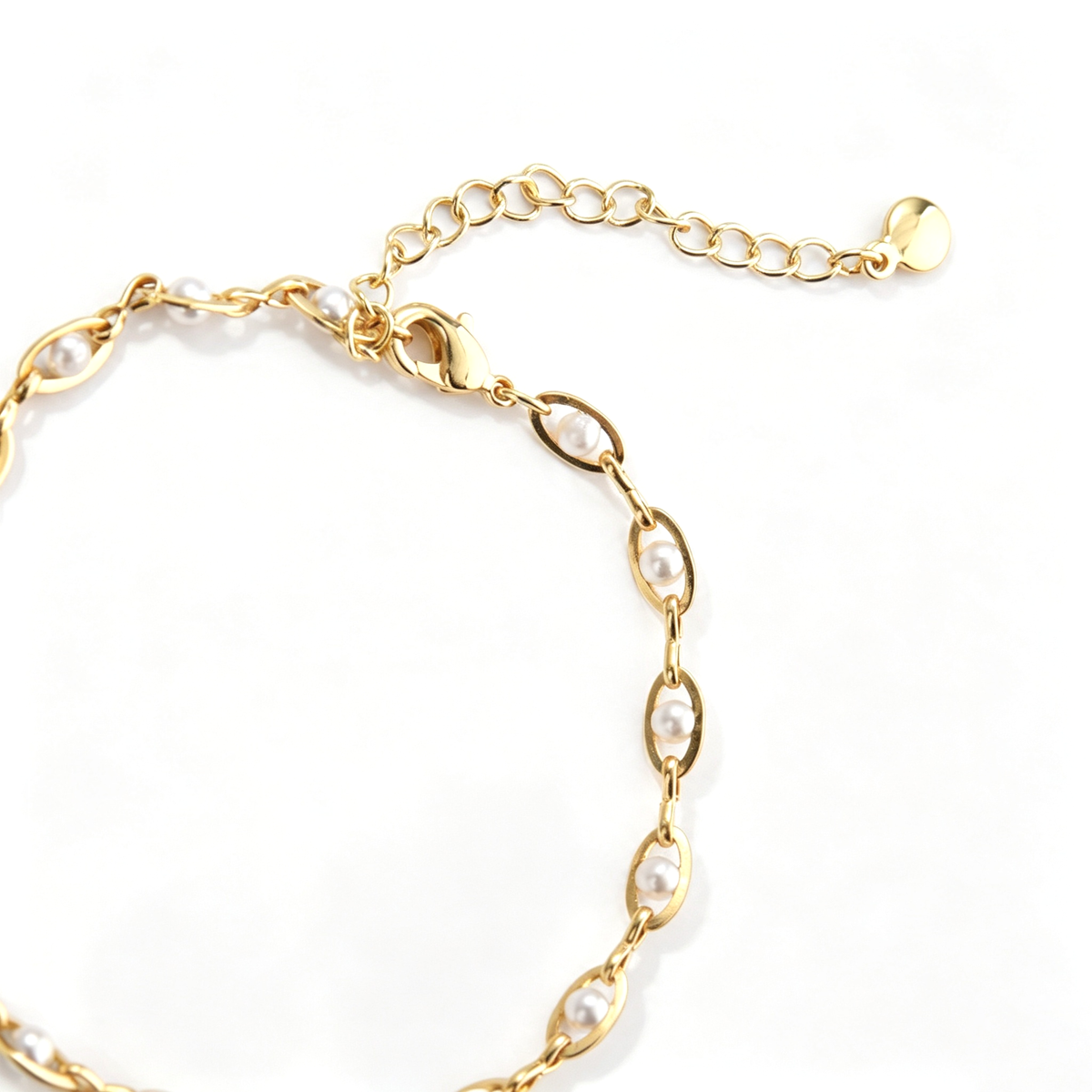 Full bracelet view showing the repeating oval link pattern and extension chain