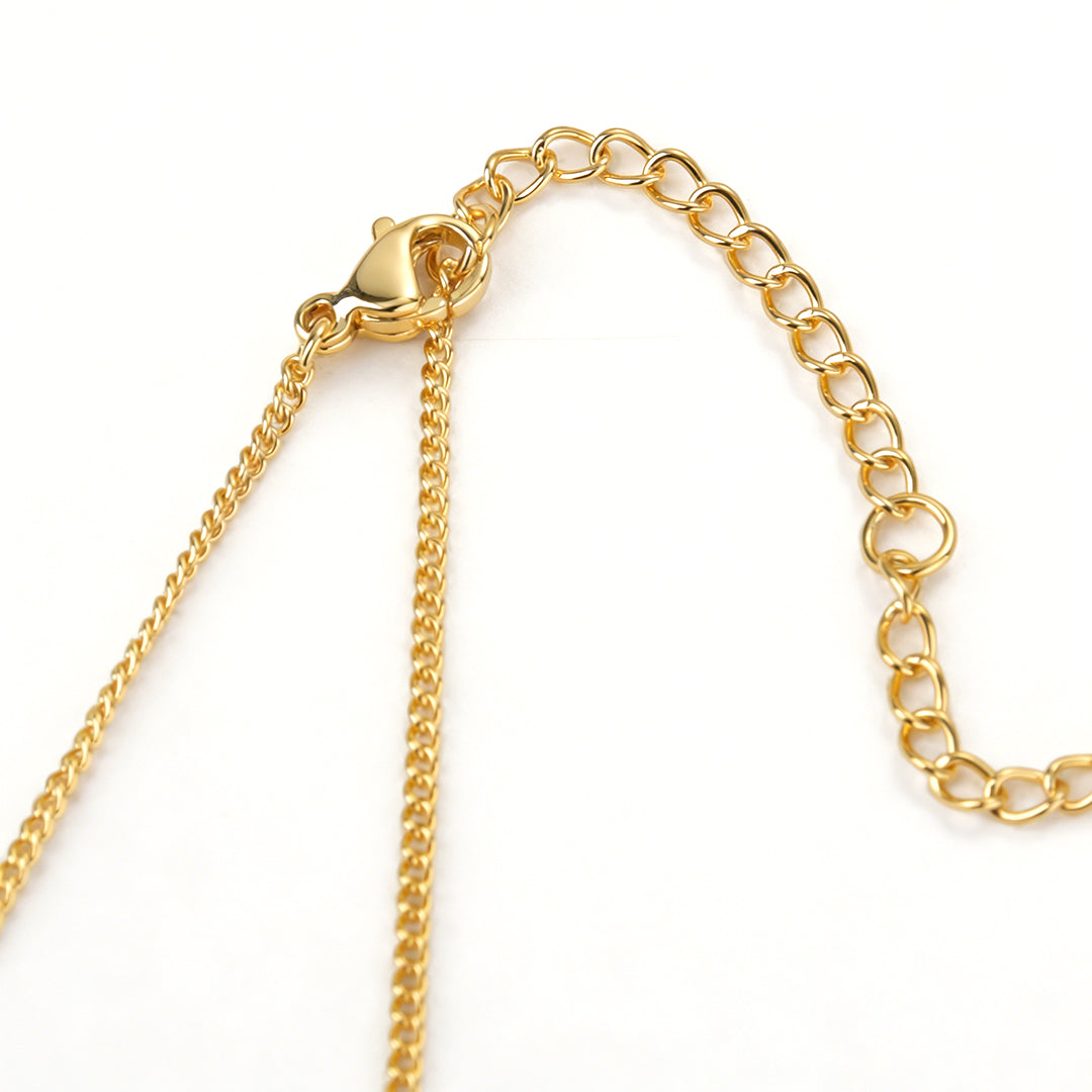 Teardrop gold pendant with a 40+6cm adjustable chain, perfect for daily elegance or formal wear.