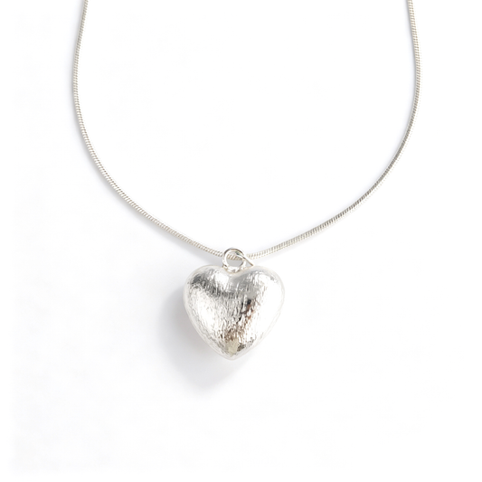 Adjustable long snake chain with mini heart charm tail detail