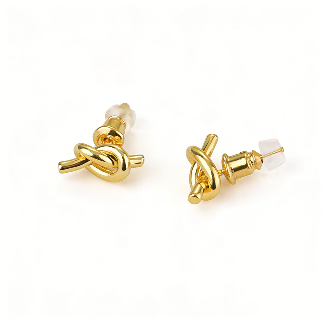 18K gold plated twisted knot stud earrings, showcasing a sophisticated French vintage aesthetic.
