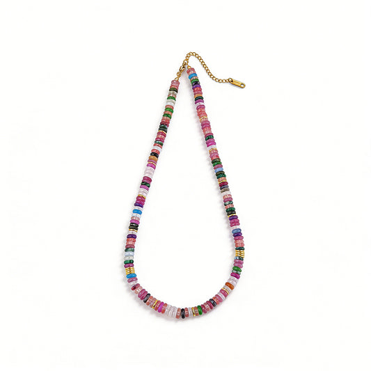 Vintage handmade beaded necklace in 41cm length, showcasing artisanal hand-strung stones.